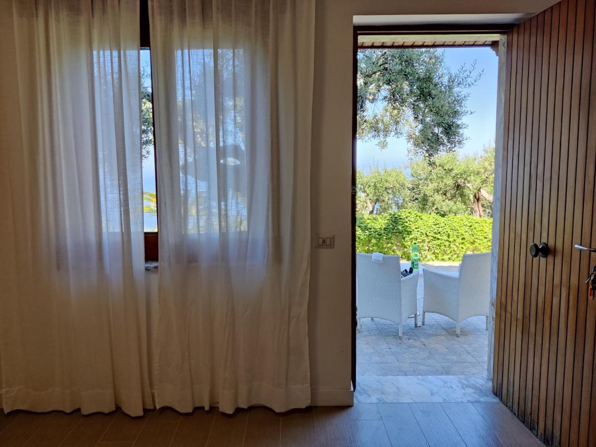 Il Nido Del Gabbiano Daire Massa Lubrense Dış mekan fotoğraf